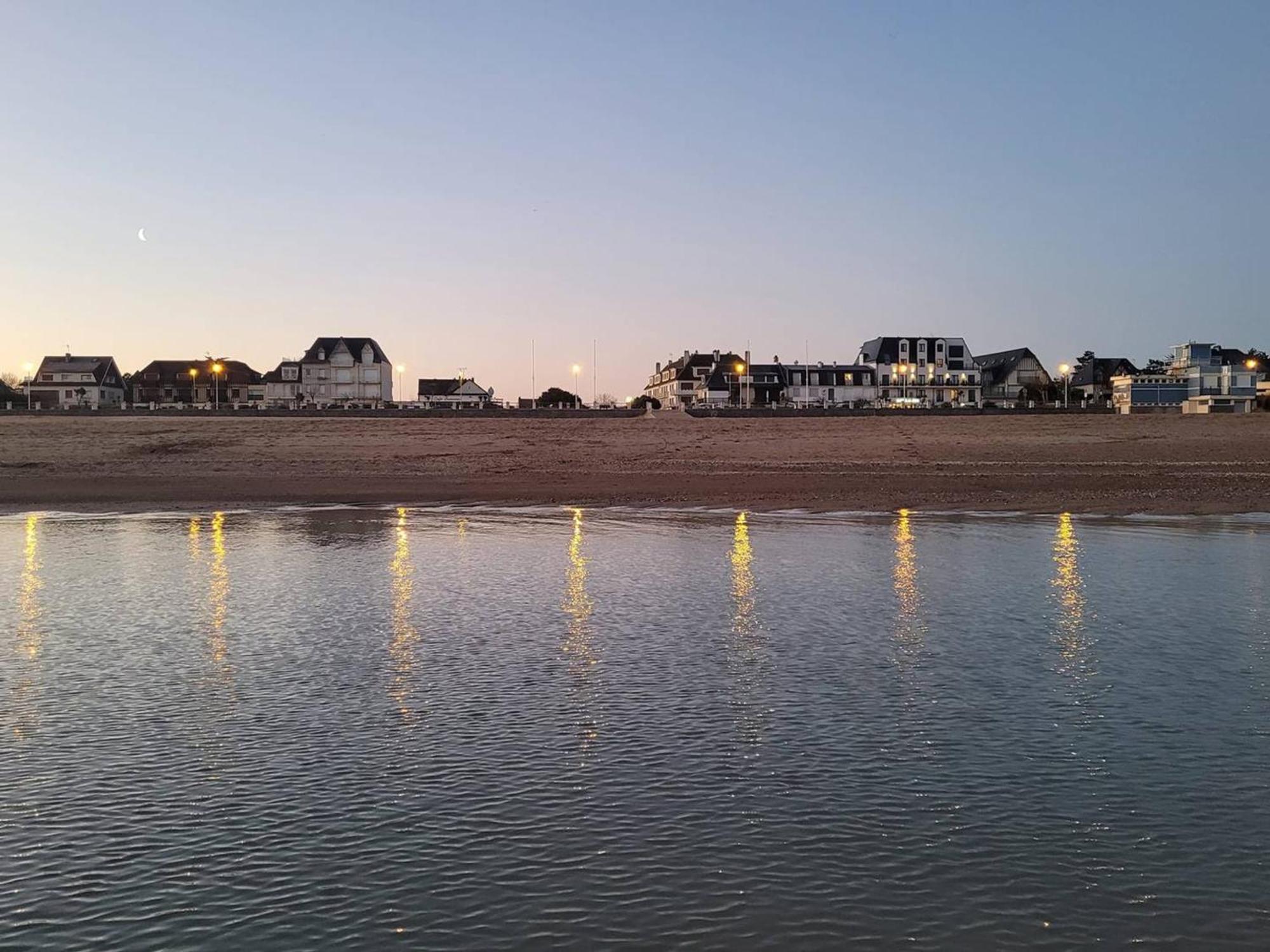Appartement Rez-De-Jardin, Front De Mer, 4 Pers, Calme, Wifi Gratuit - Fr-1-465-46 Merville-Franceville-Plage Exterior foto