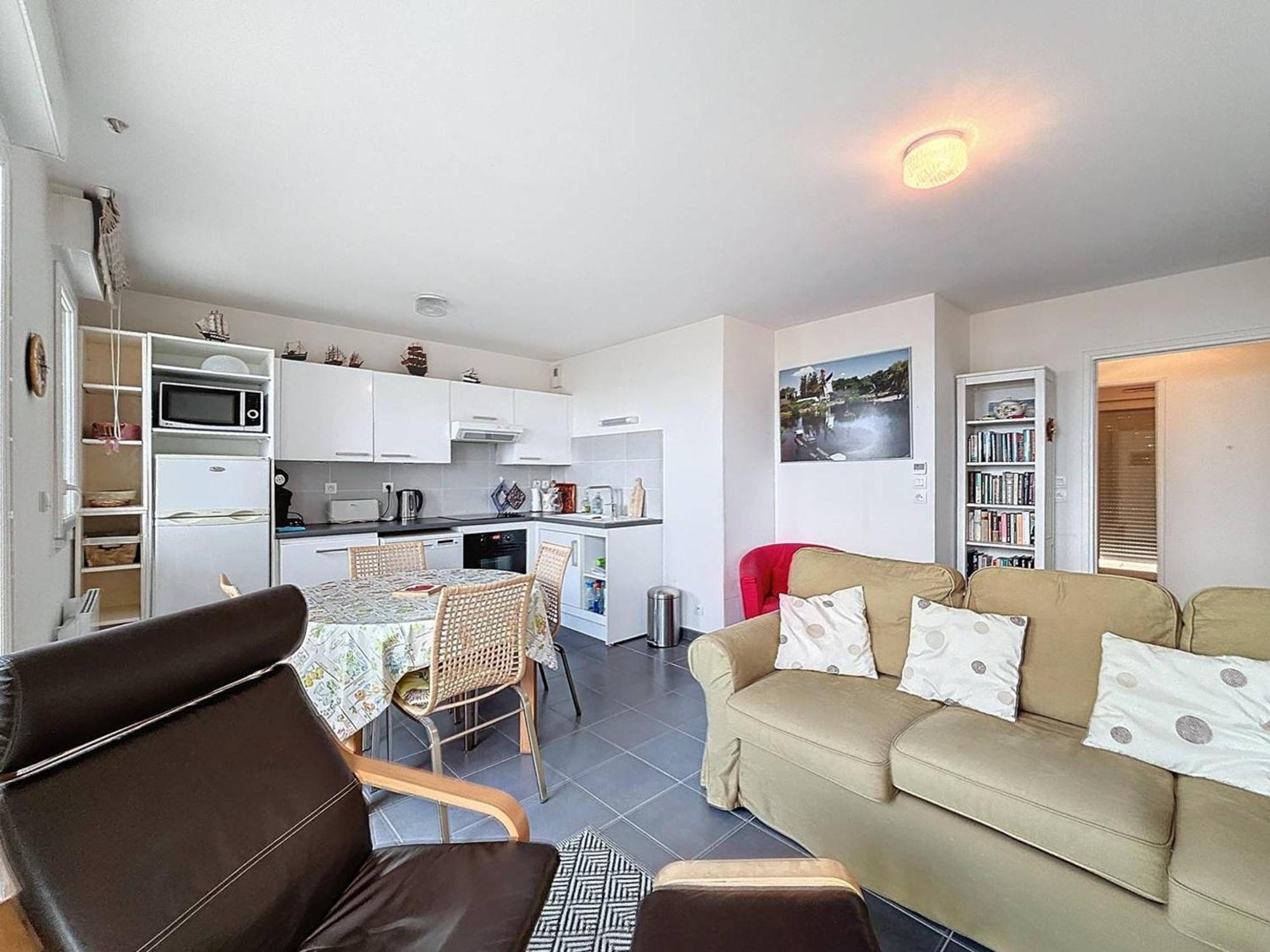 Appartement Rez-De-Jardin, Front De Mer, 4 Pers, Calme, Wifi Gratuit - Fr-1-465-46 Merville-Franceville-Plage Exterior foto